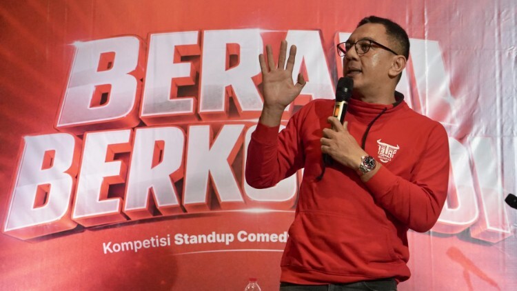 pdip jatim 261029 berani berkomedi dw